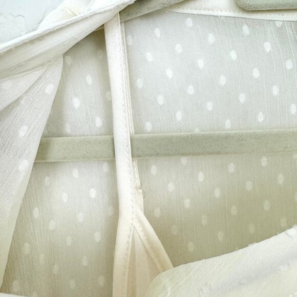 Rose + Olive Womens Swiss Dot Blouse Tank Set Size 3X Minimal Pleated Cream - Picture 5 of 8